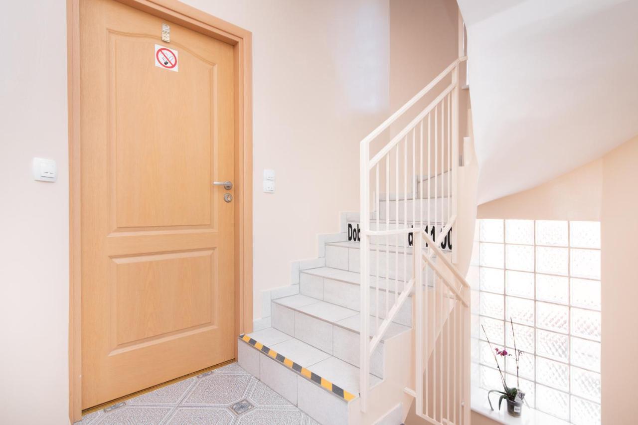 Villa Tara 格但斯克 外观 照片